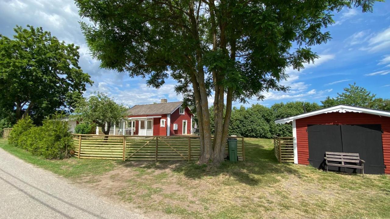 Charmig, Nyrenoverat Och Fullt Utrustad Stuga. Anpassad Foer Hundar, Naera Till Naturen Och Havet. Gangavstand Till Golfbana. Kalmar Dış mekan fotoğraf